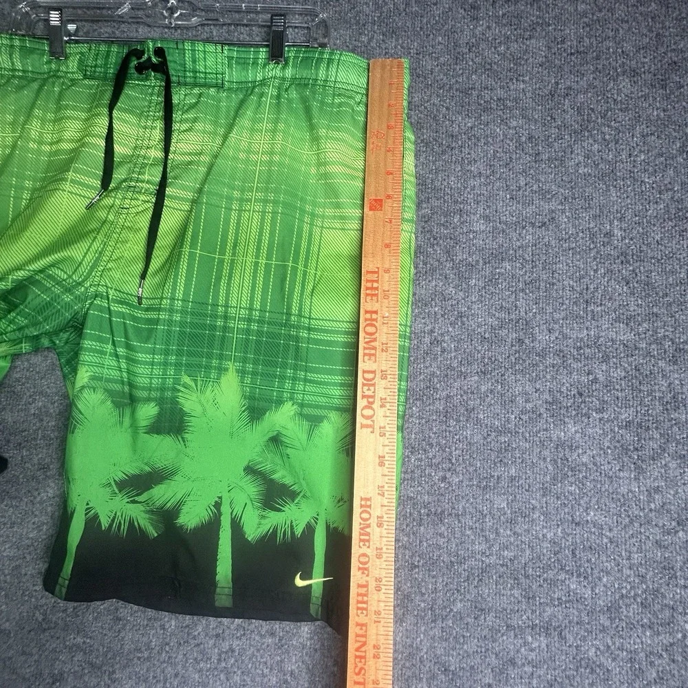 Nike mens swim